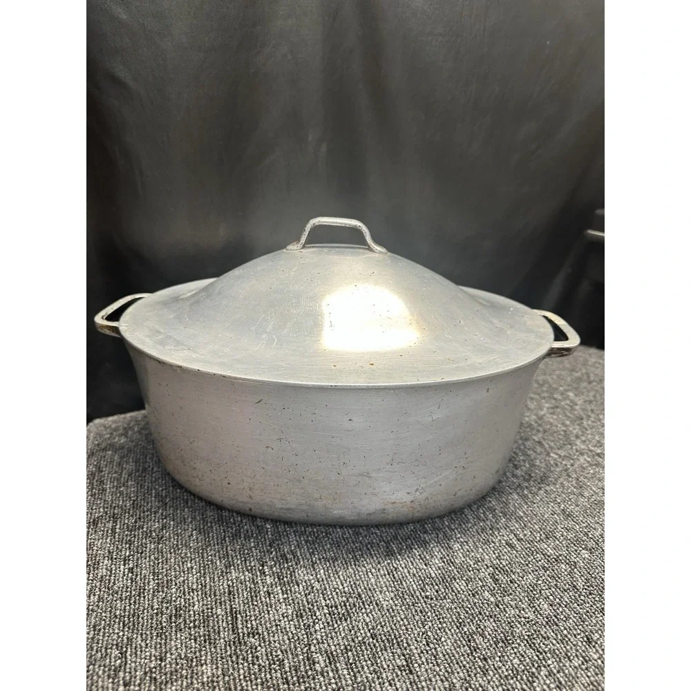 Vintage Super Maid Cookware Aluminum Pot With Lid Dutch Oven Roaster Pan Stock